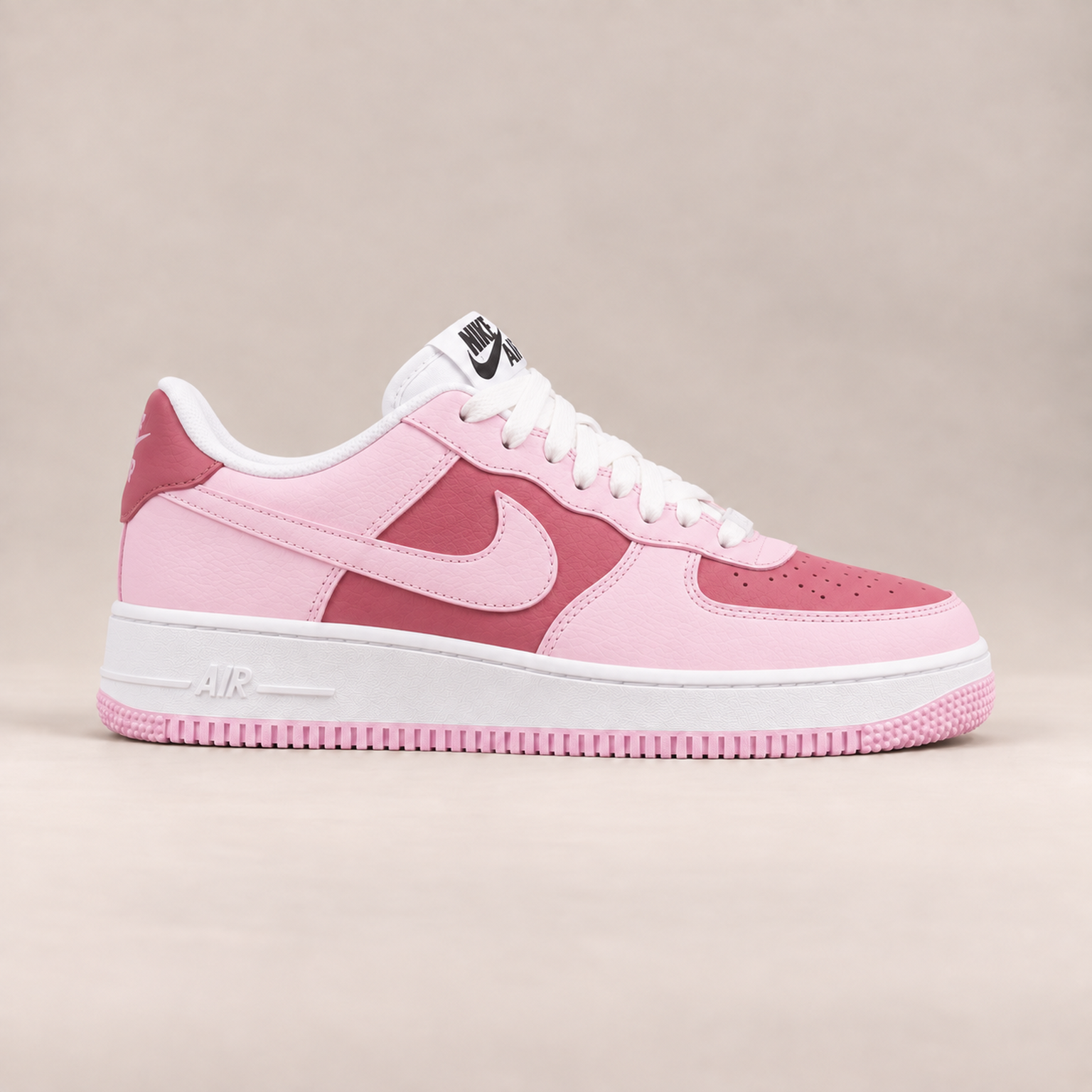 کتونی زنانه نایک مدل Nike Air Force 1 صورتی سفید